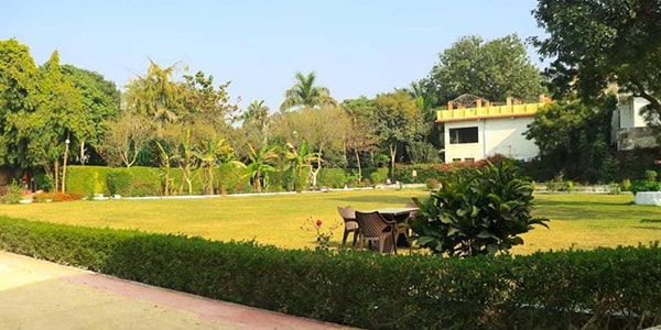 Book Hotels & Resorts in Khajuraho - Madhya Pradesh